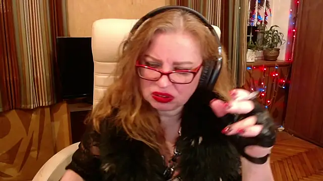 Miss_Tress's cam snapshot