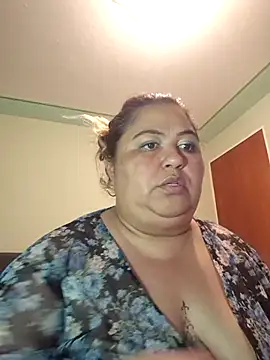 curvy_diva_'s cam snapshot