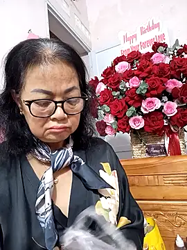 Hotestlove live sex cam