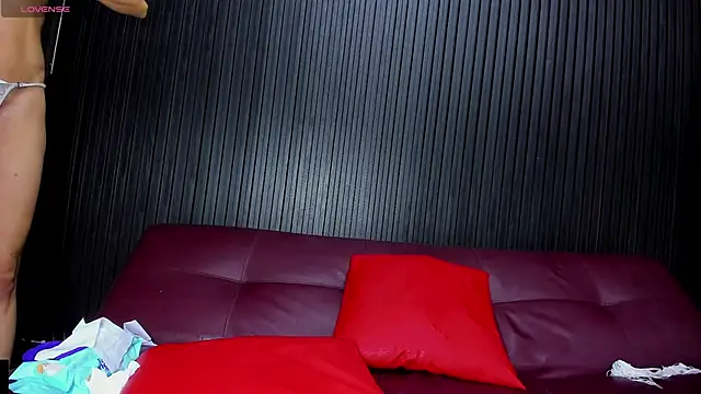 Ruin_Destruction live sex cam