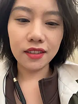 Eliza-E's cam snapshot