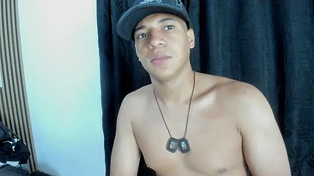 MATHY_ROBERT live sex cam