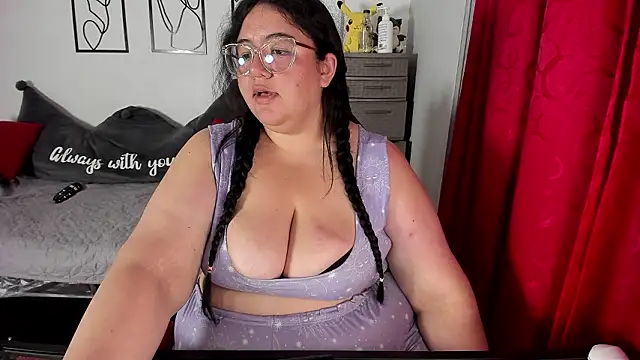 RubyPirsso18's cam snapshot