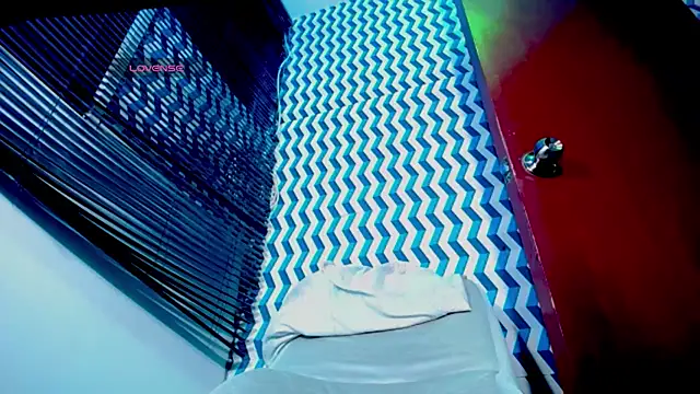 MariannaGotica live sex cam