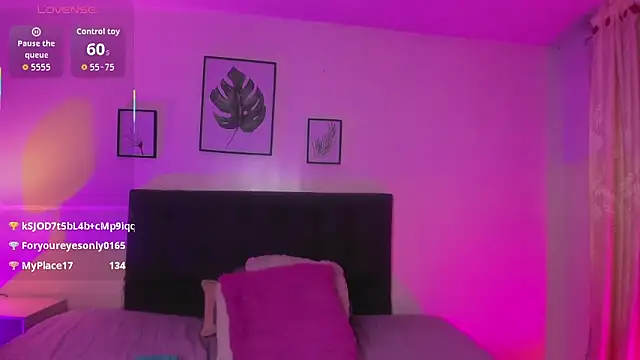 _lara1's cam snapshot