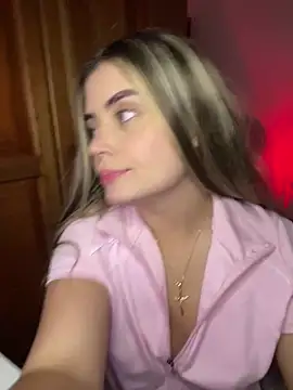 Miss_valeriaa's cam snapshot