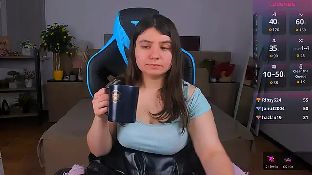 Viola__Shy's cam snapshot