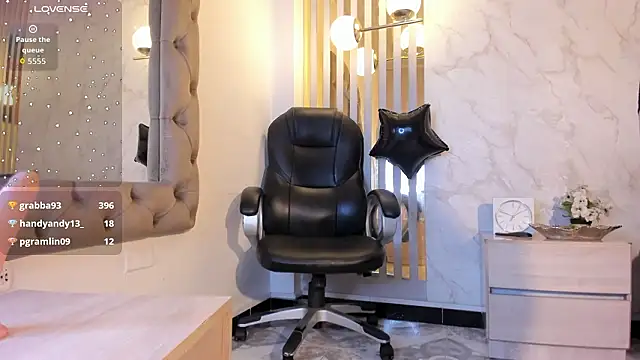 Ariagh_ live sex cam