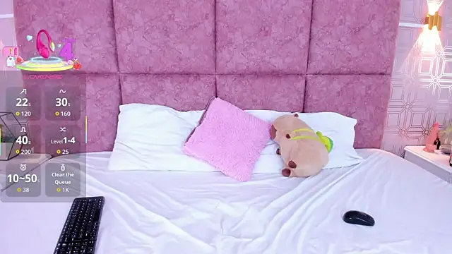 NathalieRoss1's cam snapshot