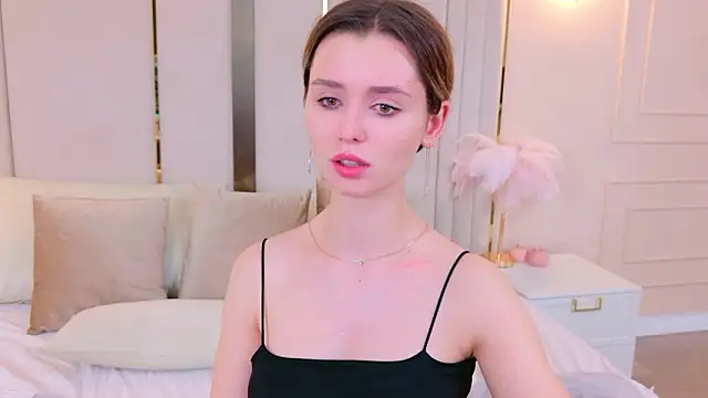 MarybethSnow's cam snapshot