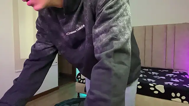 CHRIS_MORGAN1's cam snapshot