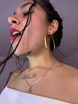 Alaska_euphoria's cam snapshot