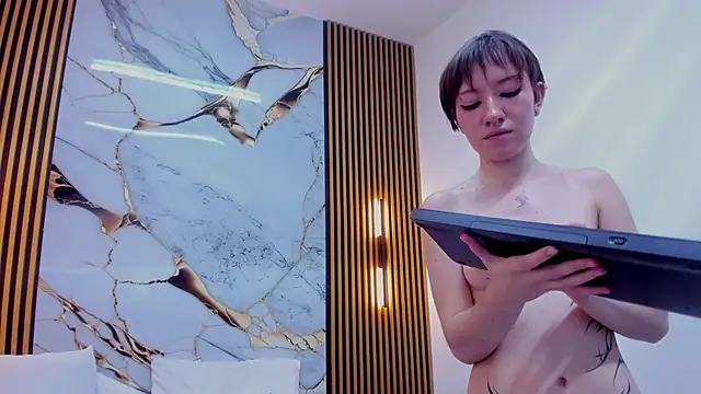 noha_ns's cam snapshot