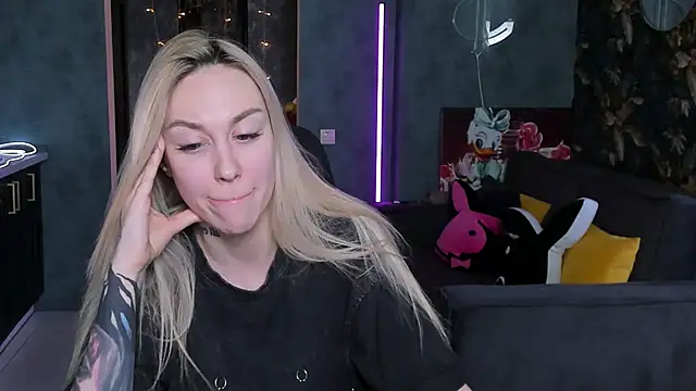 Blckmirrorr live sex cam