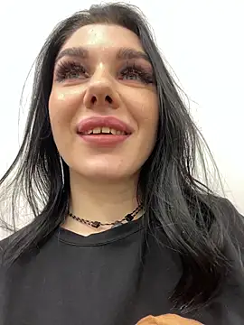 MaeveMoon live sex cam