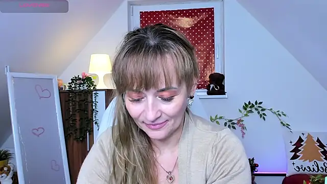 naughtymilane's cam snapshot