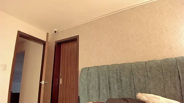 Aleera_Walton live sex cam