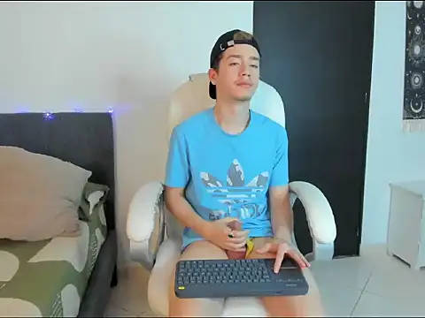 ThiagooJames's cam snapshot