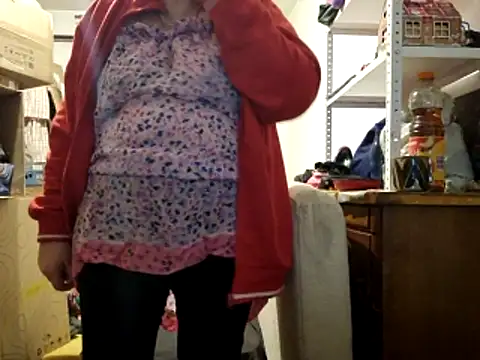 Samantha_Squirt@xh live sex cam