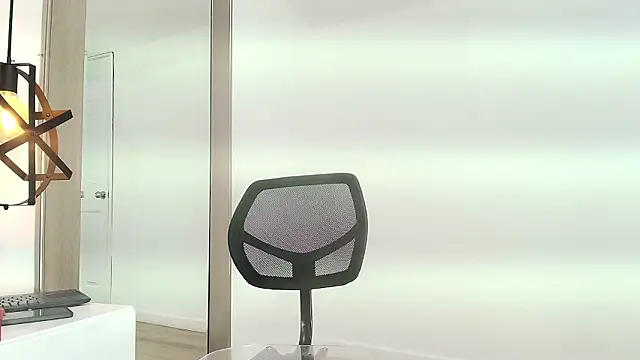 Sara_BigAss- live sex cam