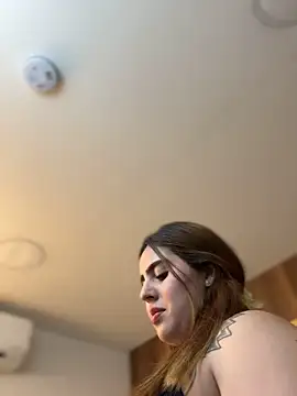 ValerieHilton live sex cam