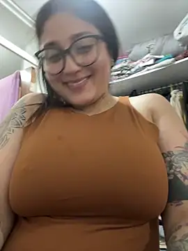 croftsmila live sex cam