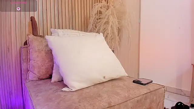 sofhiaa_adaams live sex cam