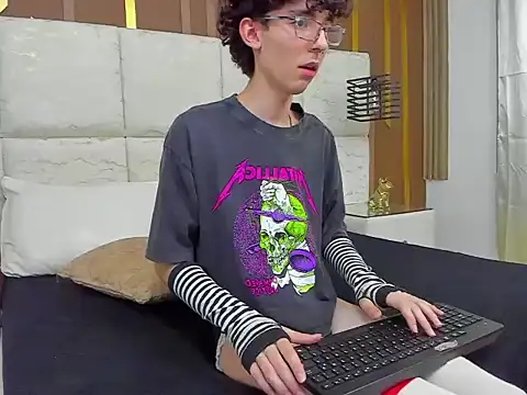 Syriussz live sex cam