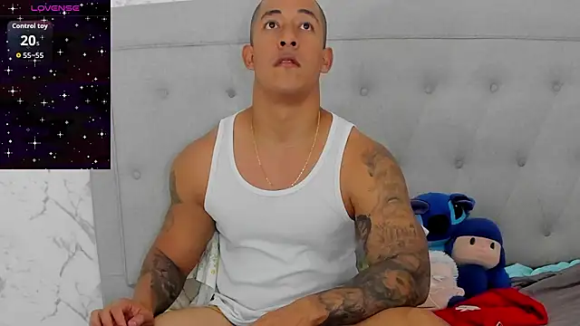 luigiferrara live sex cam