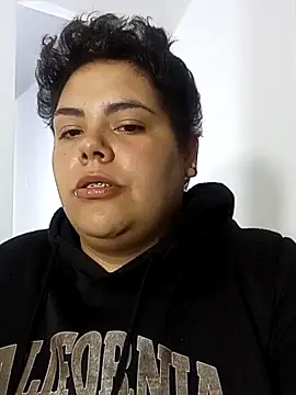 Hailey_Curvy live sex cam