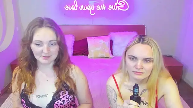 MagicEyess live sex cam