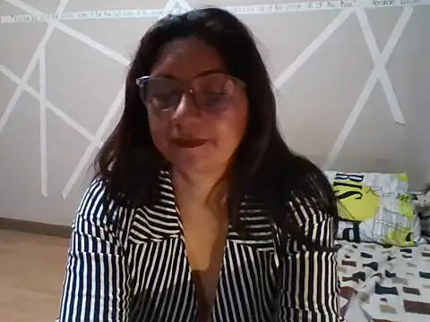 pamela_sexy23's cam snapshot