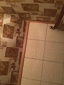 Tonybaloney1972 live sex cam