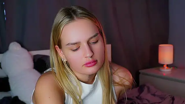 AmyLowe04 live sex cam