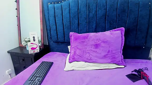 liany_taylor's cam snapshot