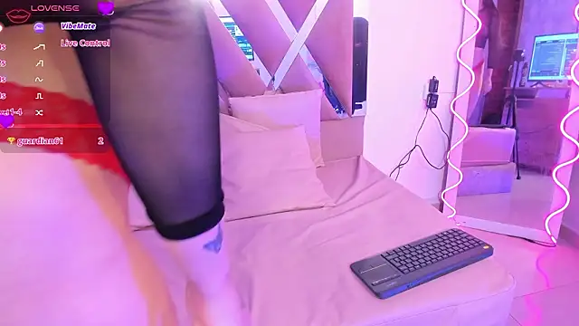 ZAYRA_TAY's cam snapshot