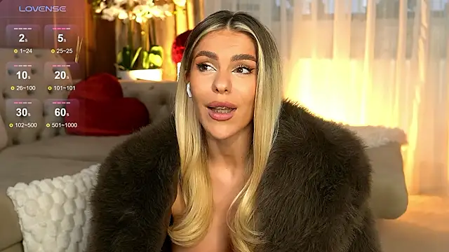 ChloeVelvetx live sex cam