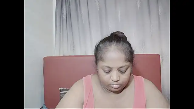 Indiantasha's cam snapshot