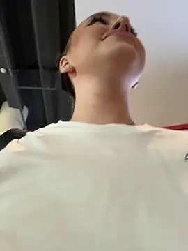 KiraSunshine's cam snapshot