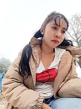 emaame68's cam snapshot