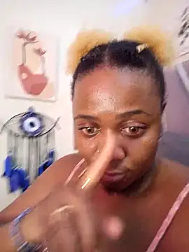 CocoBootyyy live sex cam