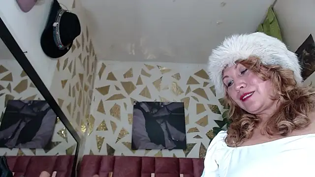 Kazsandraa's cam snapshot