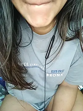 Kavya_Baby's cam snapshot