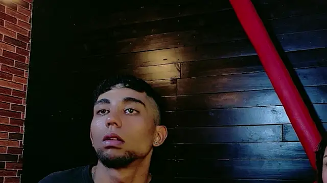 Annyeli live sex cam