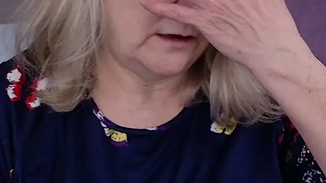 Kaitlyn_Winters's cam snapshot