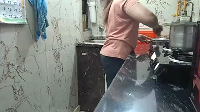 bhabhisexxy_880's cam snapshot