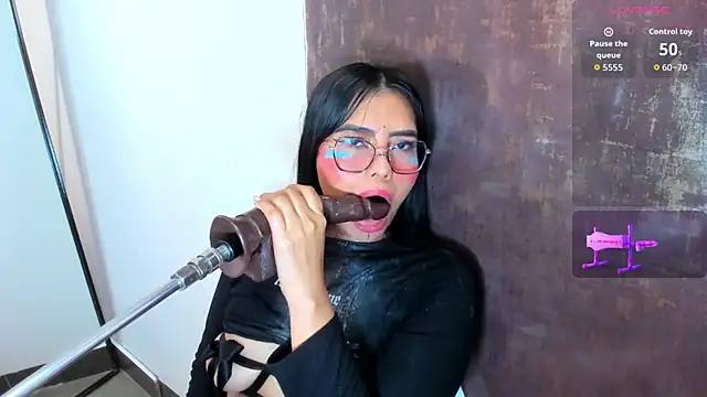 pocahontas_lantina's cam snapshot