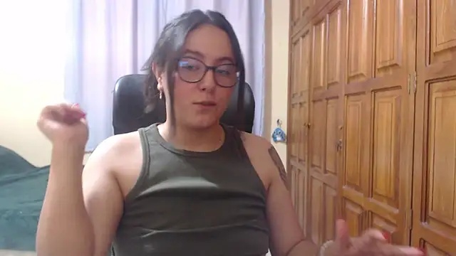 Venus_cat_'s cam snapshot