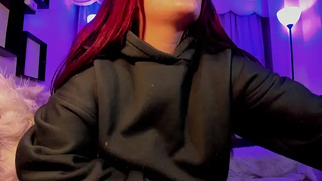 Jolie_price's cam snapshot