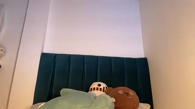 alice_guerin_'s cam snapshot